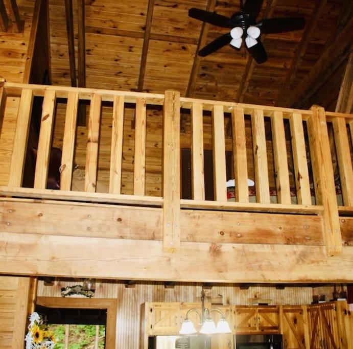 Rustic Black Bear Cabin Pigeon Forge Ngoại thất bức ảnh
