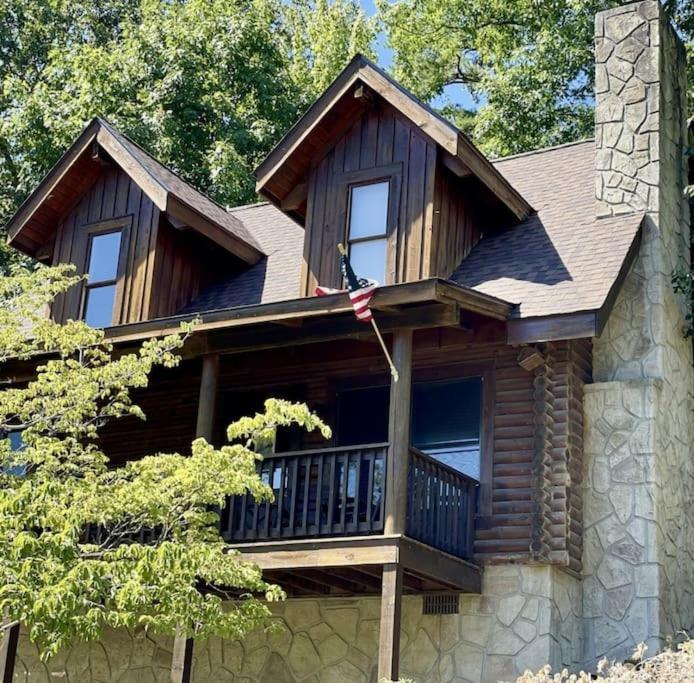 Rustic Black Bear Cabin Pigeon Forge Ngoại thất bức ảnh